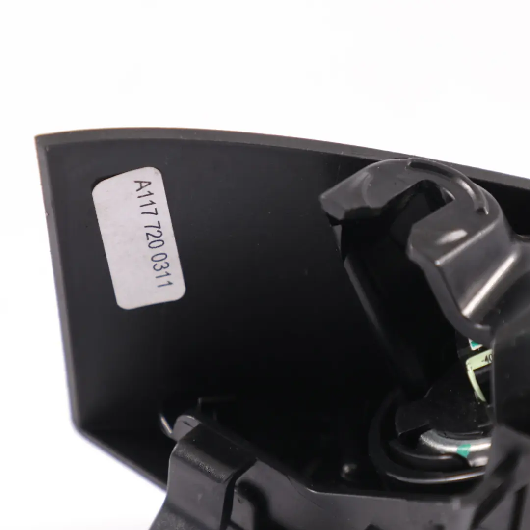 Copertura altoparlante porta anteriore sinistra Triangolo Nero per Mercedes X117 con numero di parte A1177200311 Mercedes X117 Copertura altoparlante porta anteriore sinistra Triangolo Nero - SKU A1177200311 - Numero di parte A1177200311