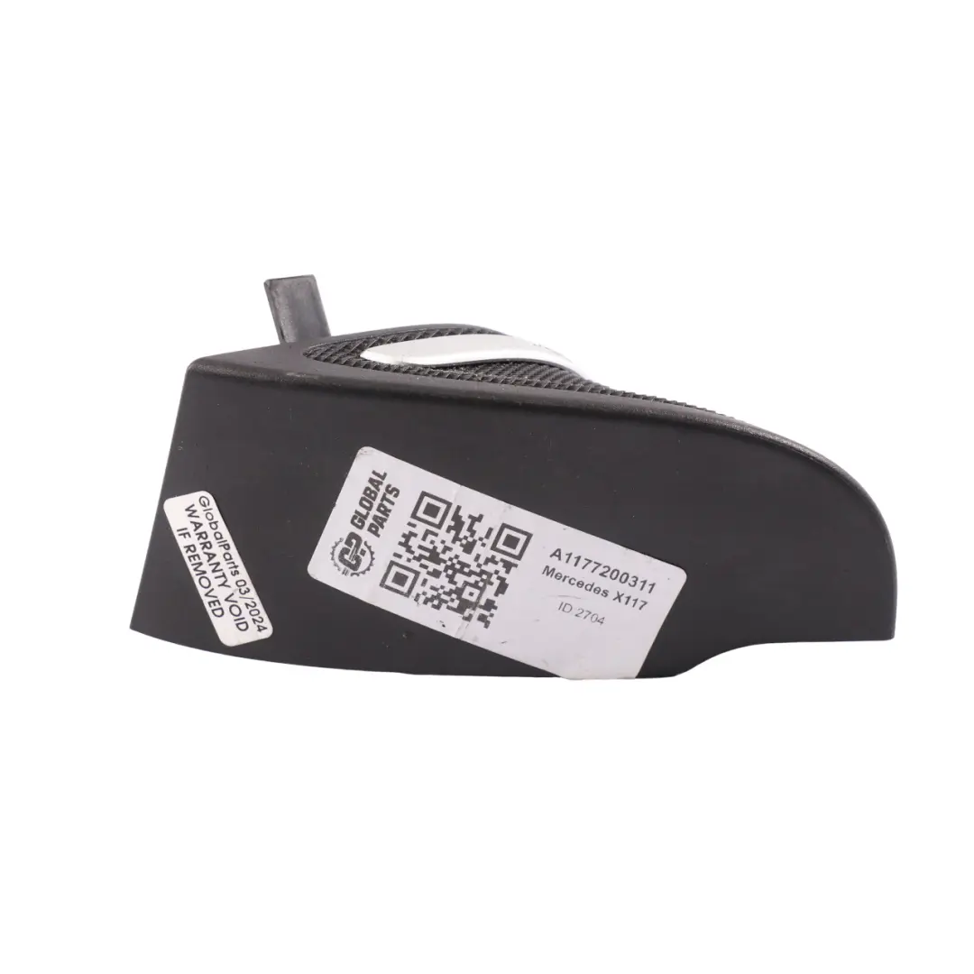 Couvercle de porte avant gauche triangulaire noire pour Mercedes X117 à propos du numéro de pièce A1177200311 Mercedes X117 Couvercle de porte avant gauche triangulaire noire - SKU A1177200311 - Numéro de pièce A1177200311