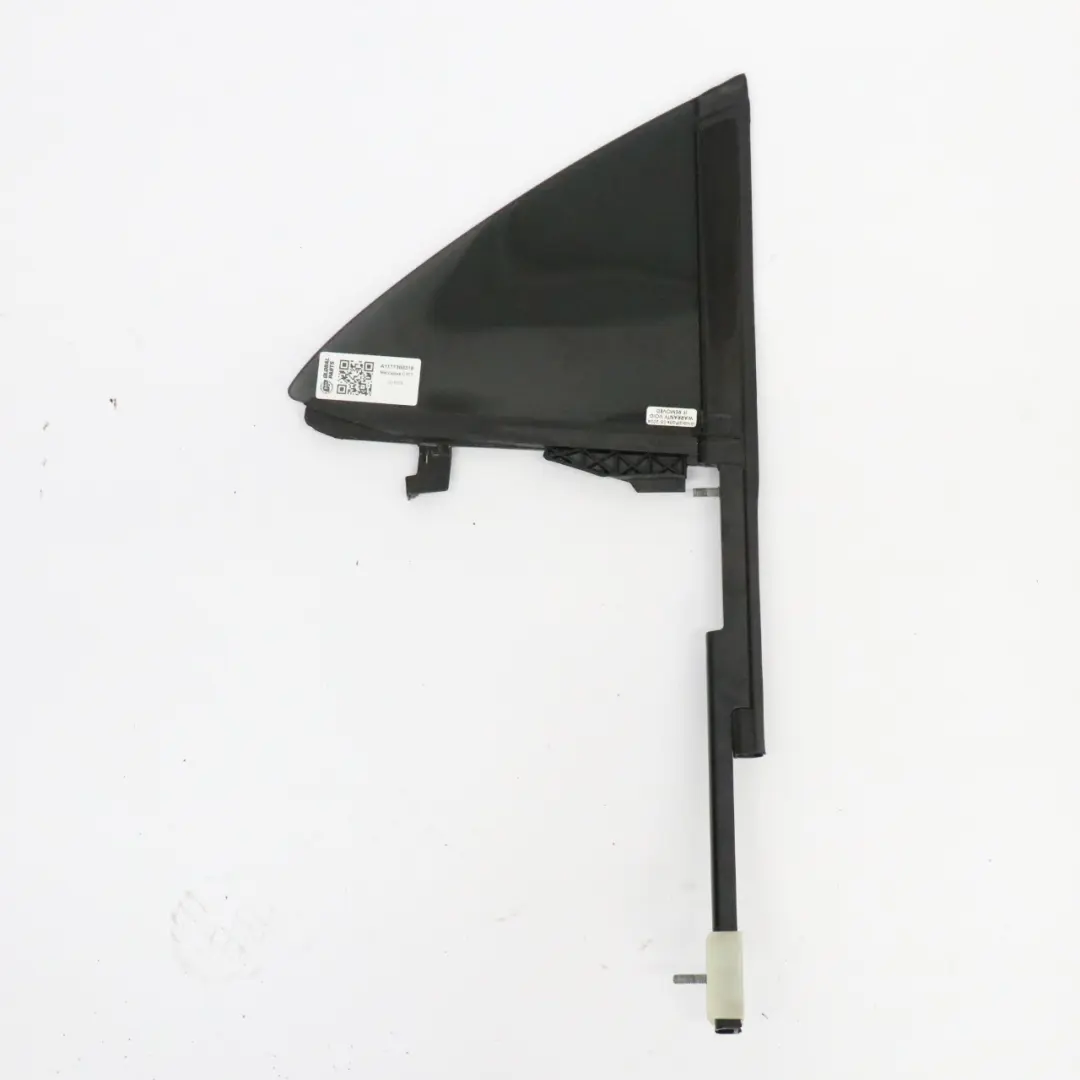 Vitrage Porte Arrière Gauche Quartier Noir pour Mercedes CLA C117 à propos du numéro de pièce A1177300318 Mercedes CLA C117 Vitrage Porte Arrière Gauche Quartier Noir - SKU A1177300318 - Numéro de pièce A1177300318