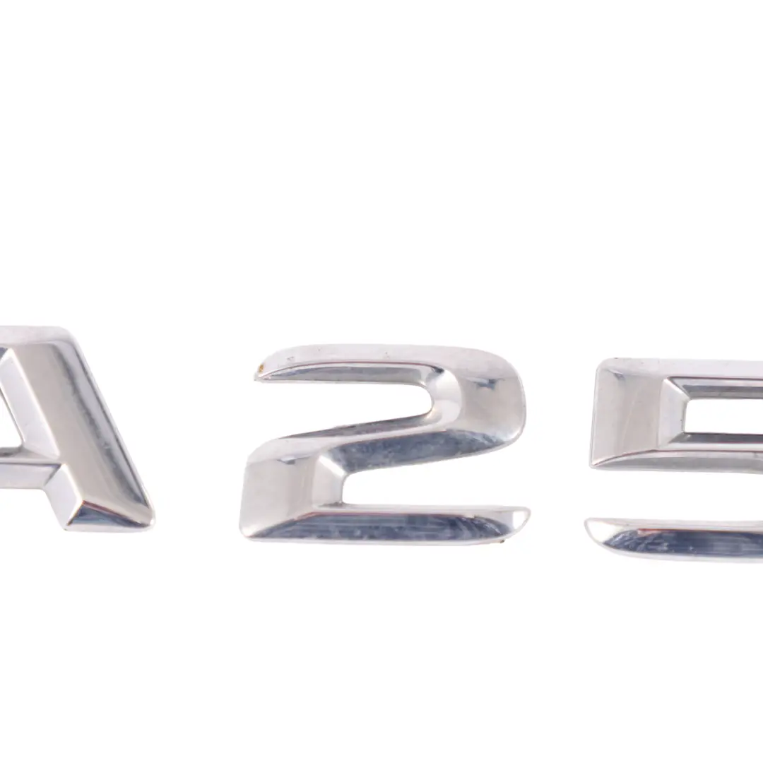 Kofferraum Emblem Hinten Aufgeklebt Boot Badge für Mercedes CLA C117 mit Teilenummer A1178172215 Mercedes CLA C117 Kofferraum Emblem Hinten Aufgeklebt Boot Badge - SKU A1178172215 - Teilenummer A1178172215