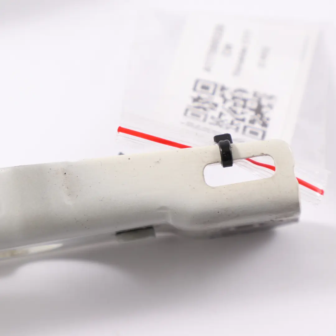 Bonnet Hood Hinge Front Right O/S Calcite White - 650 to Mercedes CLA C117 with Part number A1178800228 Mercedes CLA C117 Bonnet Hood Hinge Front Right O/S Calcite White - 650 - SKU A1178800228-CW - Part number A1178800228