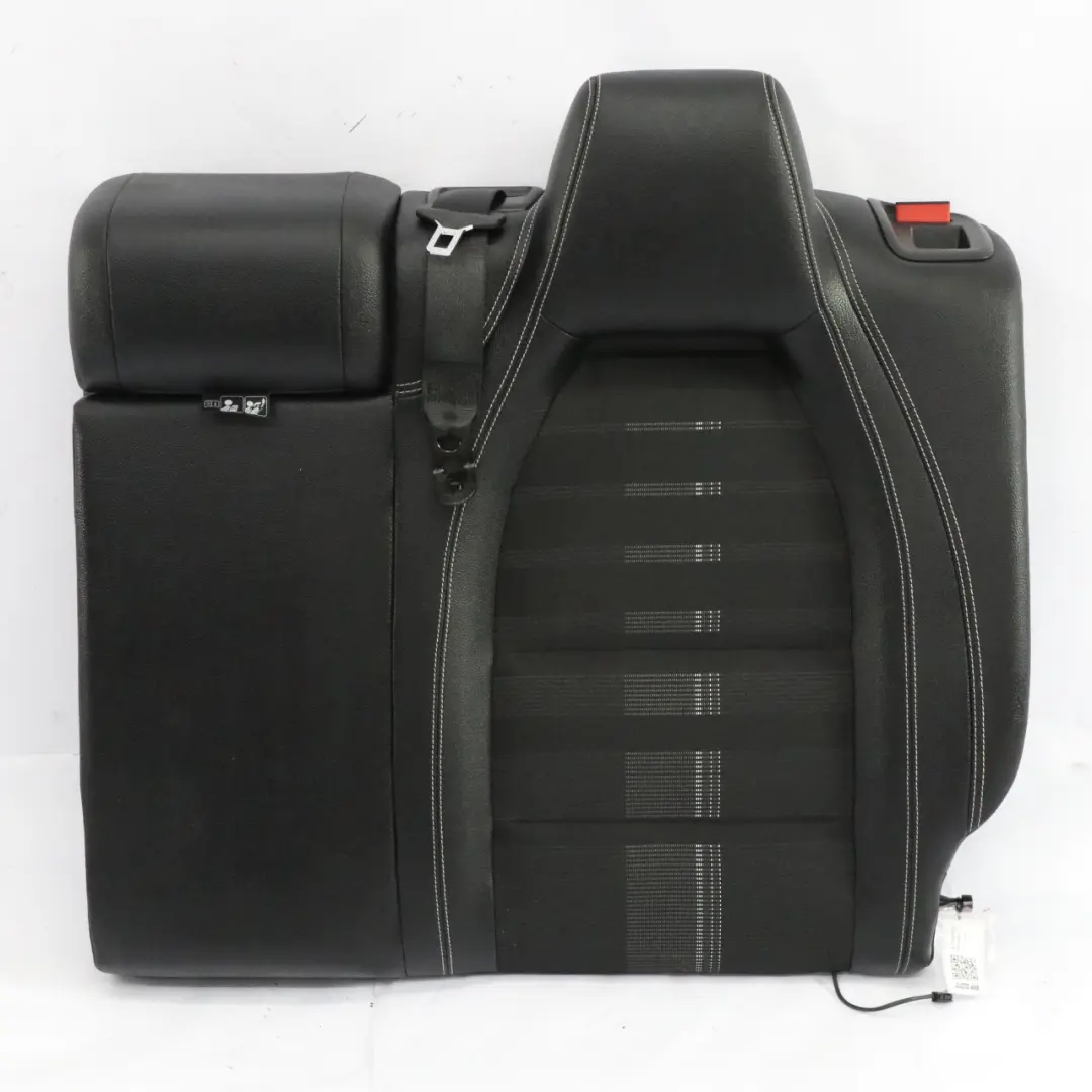 Dossier de siège arrière gauche Tissu Artico simili cuir noir pour Mercedes C117 à propos du numéro de pièce A1179204000 Mercedes C117 Dossier de siège arrière gauche Tissu Artico simili cuir noir - SKU A1179204000 - Numéro de pièce A1179204000