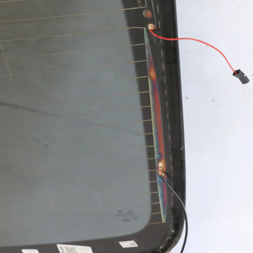 Szyba tylna przyciemniana AS3 do Mercedes CLA C118 o numerze A1186700400 Mercedes CLA C118 Szyba tylna przyciemniana AS3 - SKU A1186700400 - Numer Części A1186700400