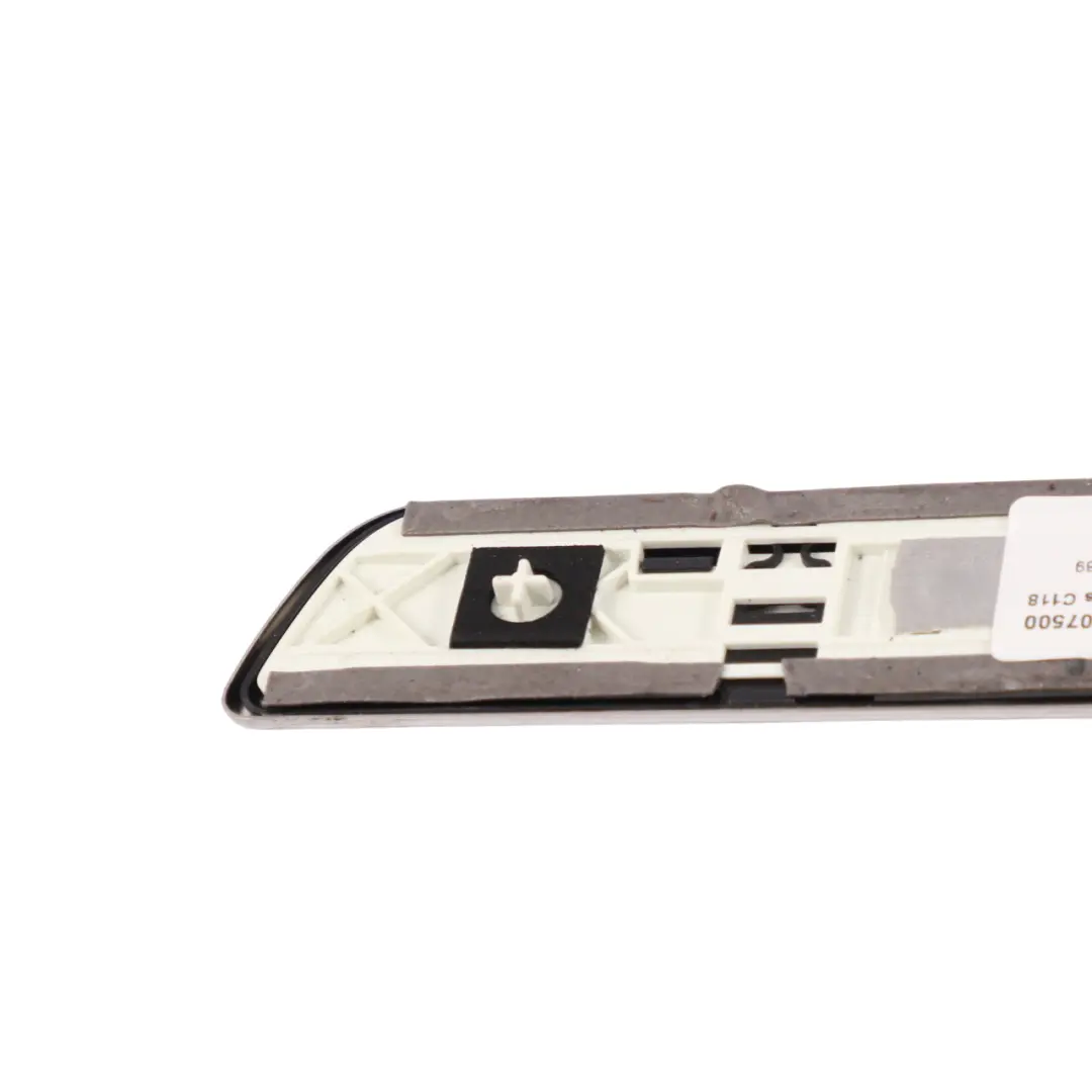 Mercedes C118 Striscia d'ingresso Porta anteriore sinistra destra illuminato - SKU A1186807500 - Numero di parte A1186807500