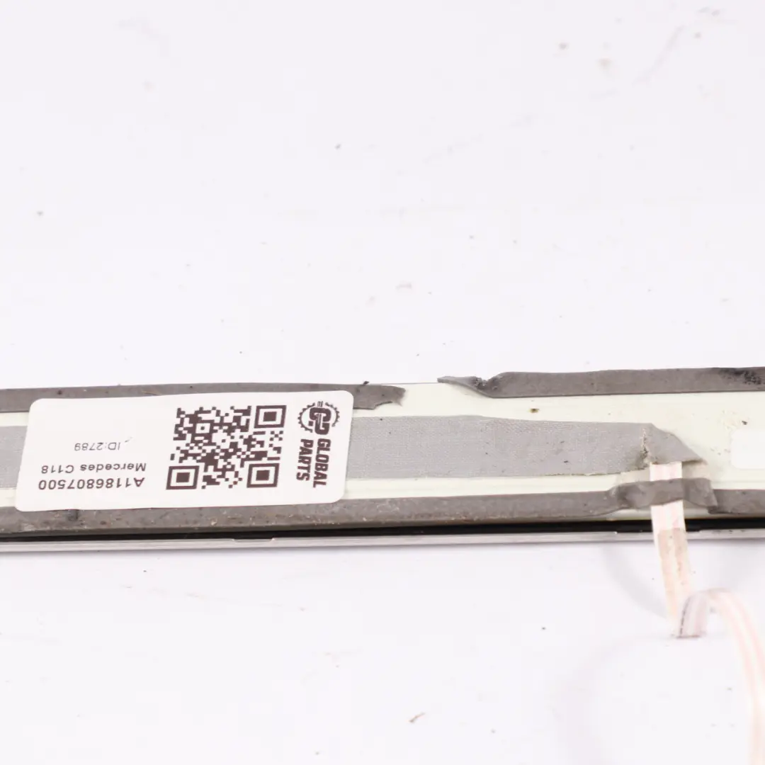 Listwa Ozdobna Progu Drzwi Lewa Prawa Podświetlana do Mercedes C118 o numerze A1186807500 Mercedes C118 Listwa Ozdobna Progu Drzwi Lewa Prawa Podświetlana - SKU A1186807500 - Numer Części A1186807500