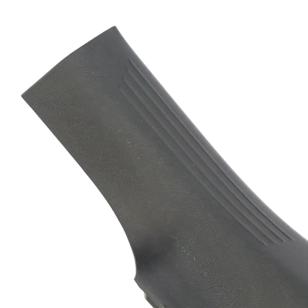 Garniture Porte Paroi Inférieure Intérieur Droite pour Mercedes CLA C118 à propos du numéro de pièce A1186903800 Mercedes CLA C118 Garniture Porte Paroi Inférieure Intérieur Droite - SKU A1186903800 - Numéro de pièce A1186903800