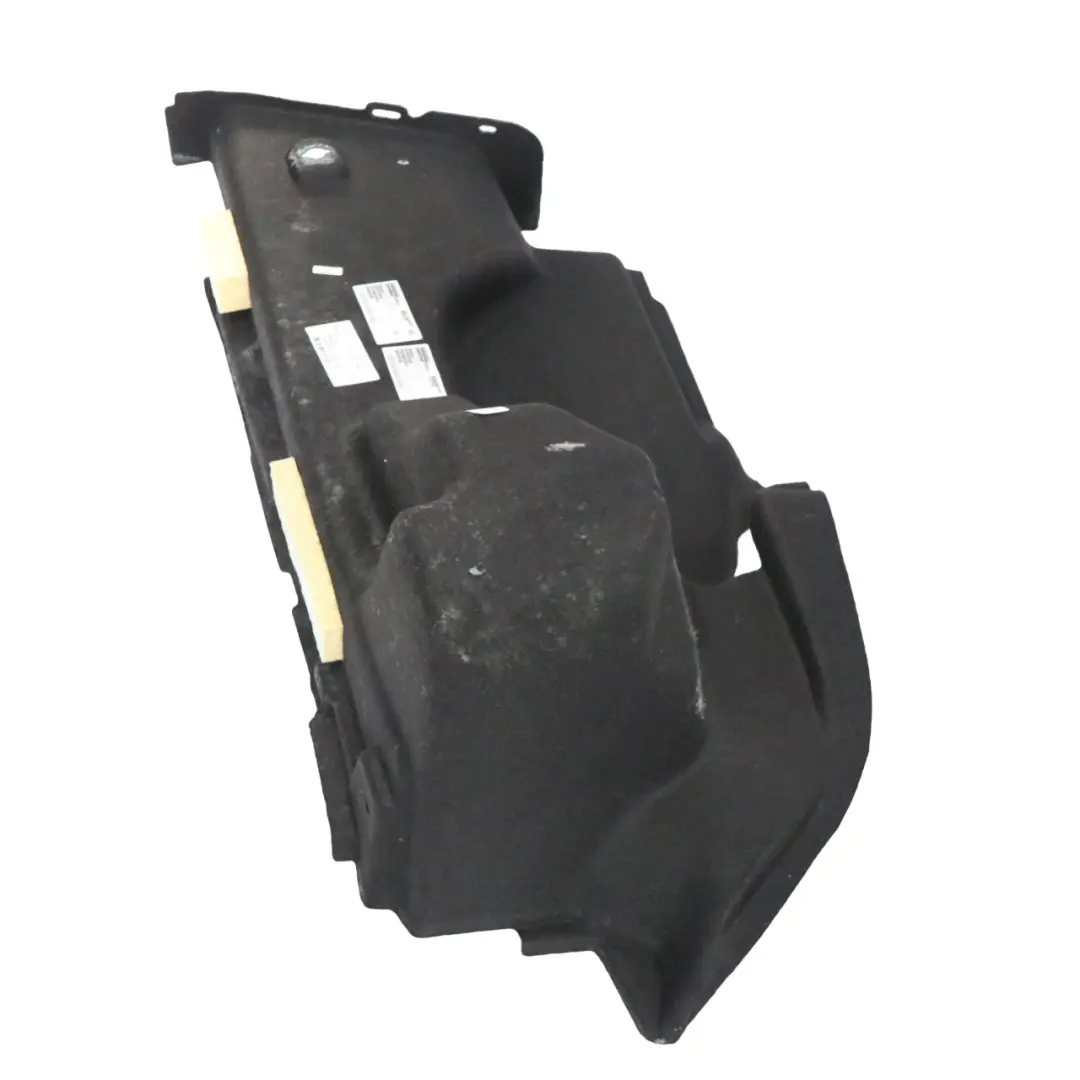 Rivestimento Bagagliaio Sinistro Pannelo Copertura per Mercedes CLA C118 con numero di parte A1186905101 Mercedes CLA C118 Rivestimento Bagagliaio Sinistro Pannelo Copertura - SKU A1186905101 - Numero di parte A1186905101