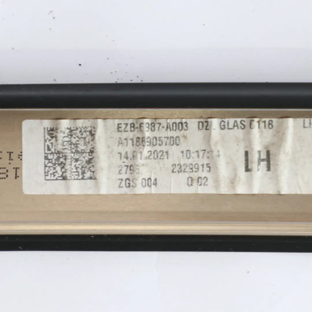 Dachreling Abdeckung Trim Strip Links für Mercedes CLA C118 mit Teilenummer A1186905700 Mercedes CLA C118 Dachreling Abdeckung Trim Strip Links - SKU A1186905700 - Teilenummer A1186905700