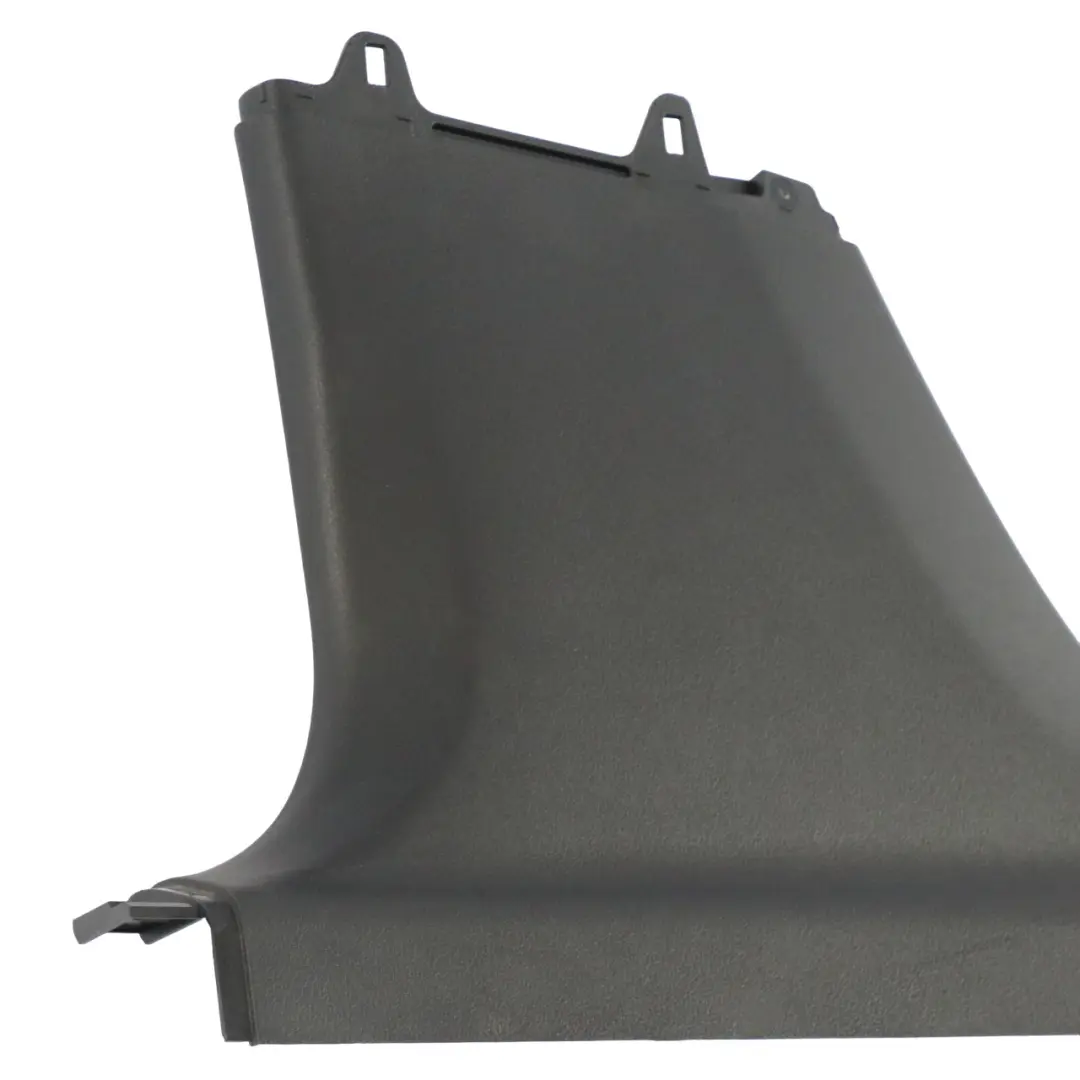 Osłona Słupka B Lewa Dolna Nakładka Słupka do Mercedes C118 o numerze A1186920300 Mercedes C118 Osłona Słupka B Lewa Dolna Nakładka Słupka - SKU A1186920300 - Numer Części A1186920300