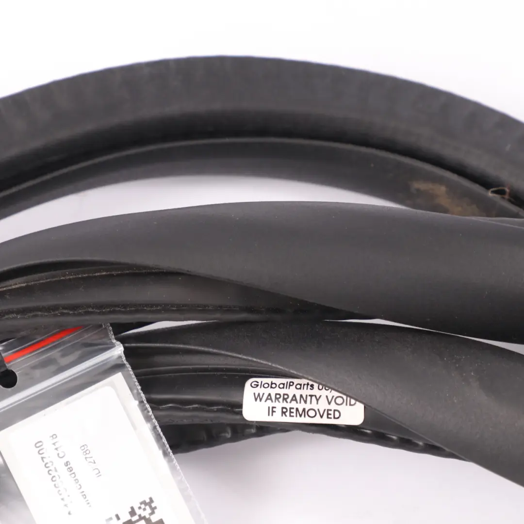 Puerta Sello Borde Junta Trasera Izquierda Sellado para Mercedes C118 con número de pieza A1186920700 Mercedes C118 Puerta Sello Borde Junta Trasera Izquierda Sellado - SKU A1186920700 - Número de pieza A1186920700