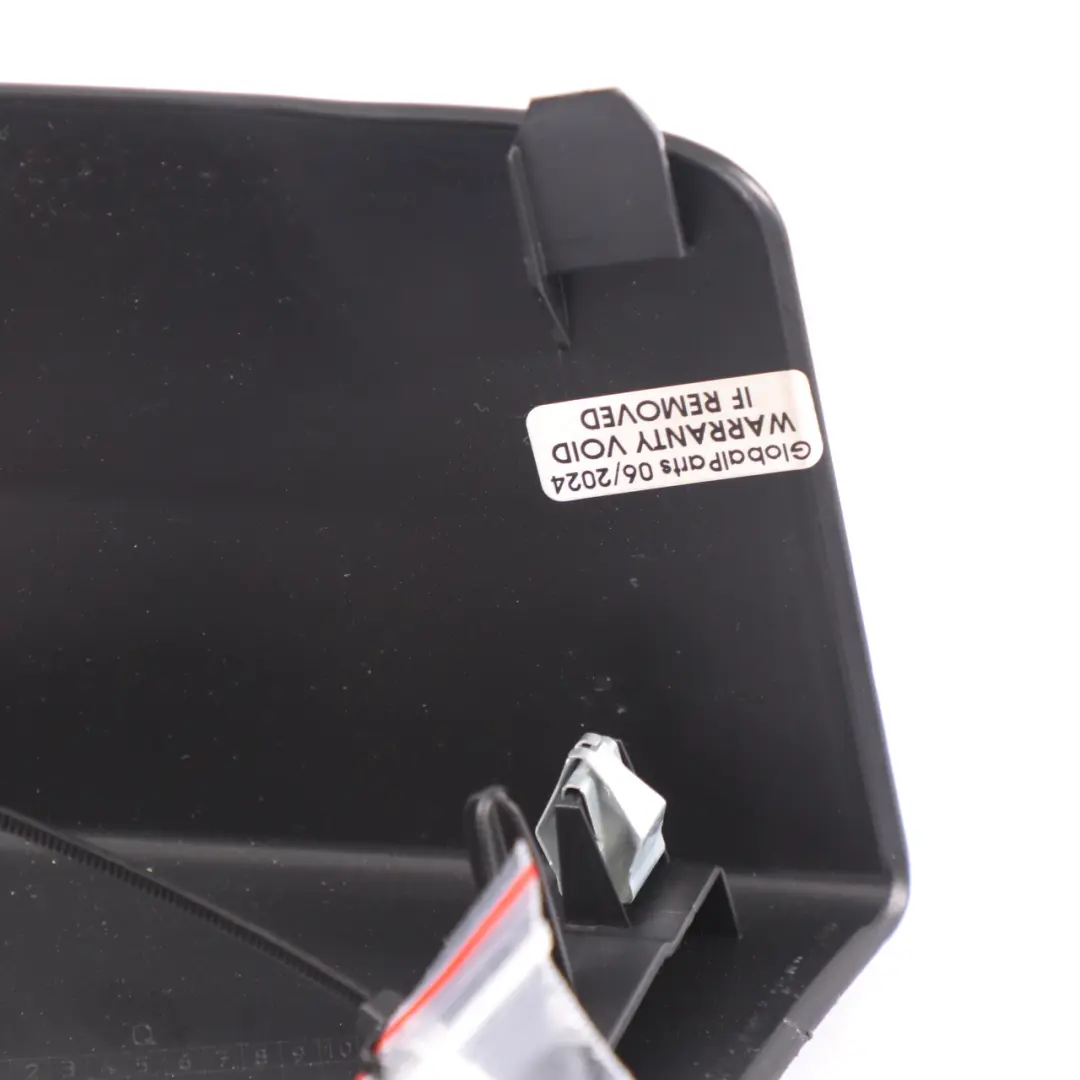 Mercedes C118 Coupé Couvre pilier arrière droit - SKU A1186930600 - Numéro de pièce A1186930600
