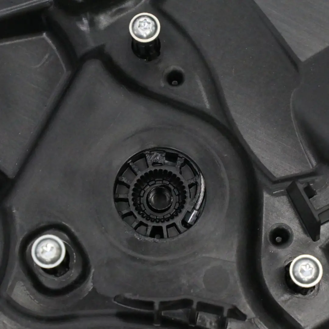 Coupé Porta alzacristalli Porta anteriore sinistra per Mercedes CLA C118 con numero di parte A1187200000 Mercedes CLA C118 Coupé Porta alzacristalli Porta anteriore sinistra - SKU A1187200000 - Numero di parte A1187200000