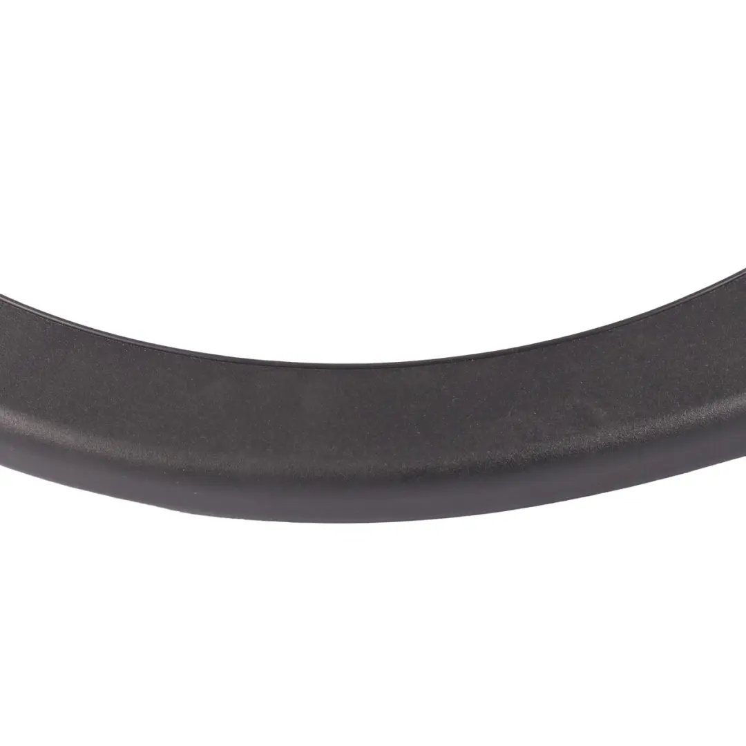 Pasacables Mercedes CLA C118 Tapa Bisagra Maletero Trasero Izquierdo para con número de pieza A1188210000 Pasacables Mercedes CLA C118 Tapa Bisagra Maletero Trasero Izquierdo - SKU A1188210000 - Número de pieza A1188210000