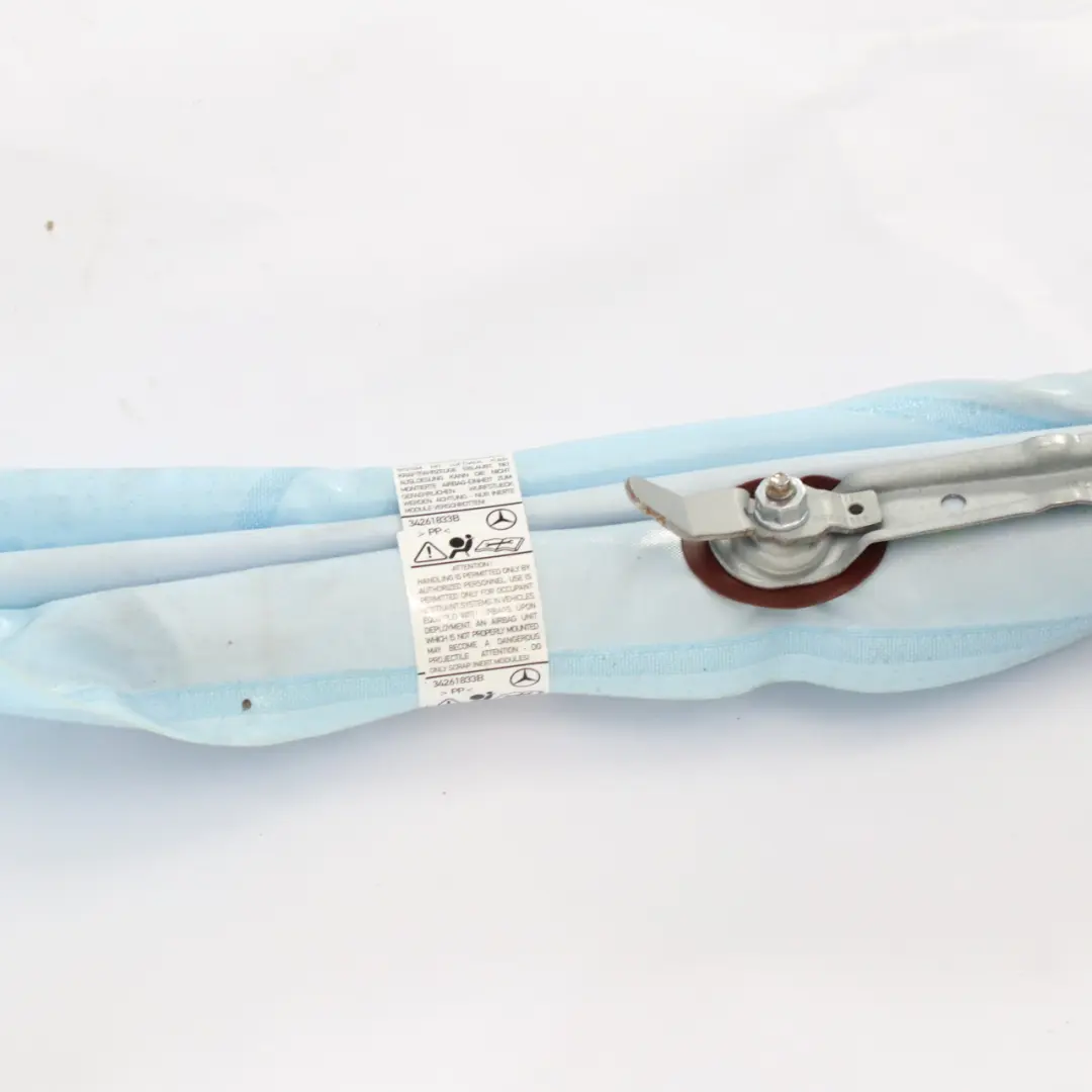 Kurtyna Powietrzna Prawa Airbag do Mercedes CLA C118 o numerze A1188600102 Mercedes CLA C118 Kurtyna Powietrzna Prawa Airbag - SKU A1188600102 - Numer Części A1188600102