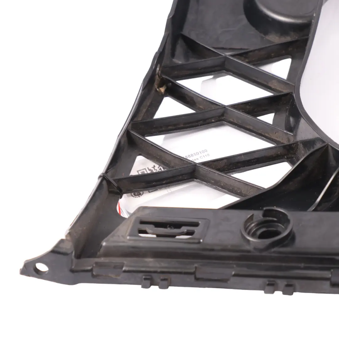 Supporto paraurti posteriore sinistro montaggio per Mercedes CLA C118 con numero di parte A1188850100 Mercedes CLA C118 Supporto paraurti posteriore sinistro montaggio - SKU A1188850100 - Numero di parte A1188850100