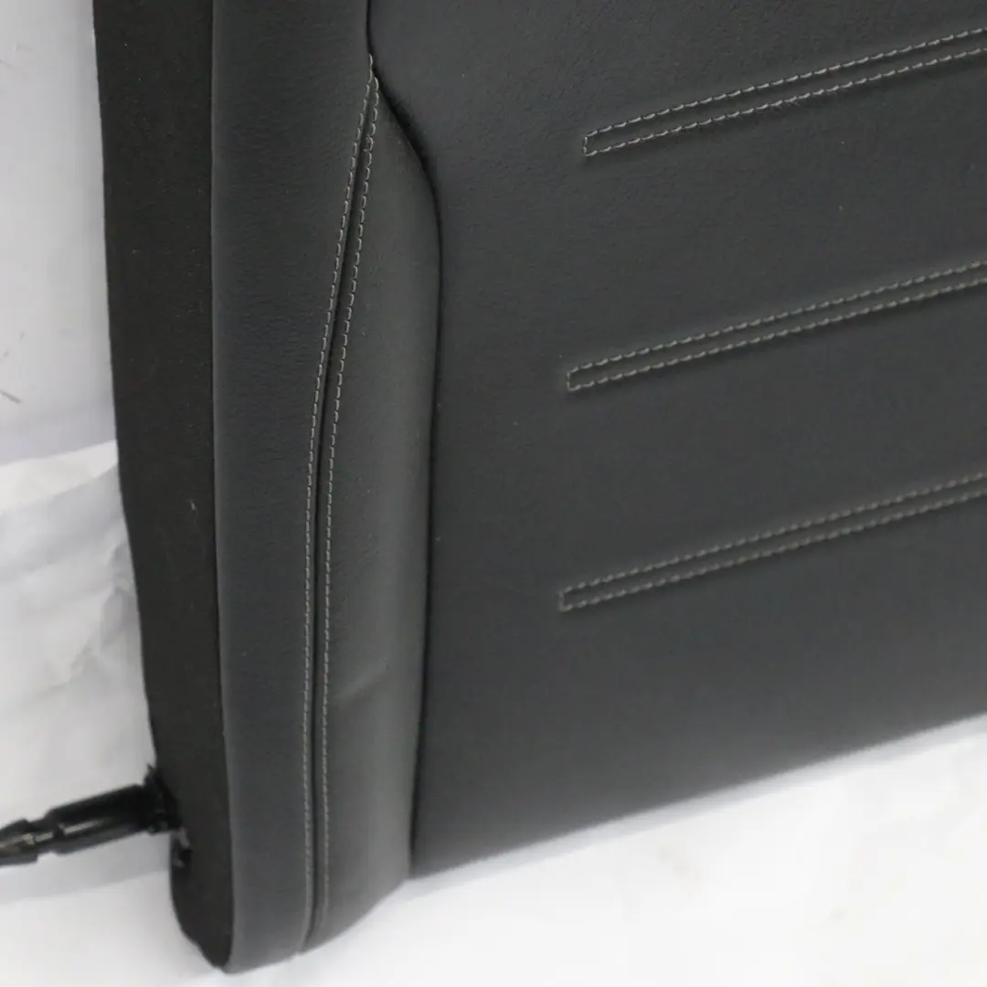 Sitzrückenlehne Hinten Links Rückenlehne Abdeckung Leder AMG für Mercedes CLA C118 mit Teilenummer A1189205100 Mercedes CLA C118 Sitzrückenlehne Hinten Links Rückenlehne Abdeckung Leder AMG - SKU A1189205100 - Teilenummer A1189205100