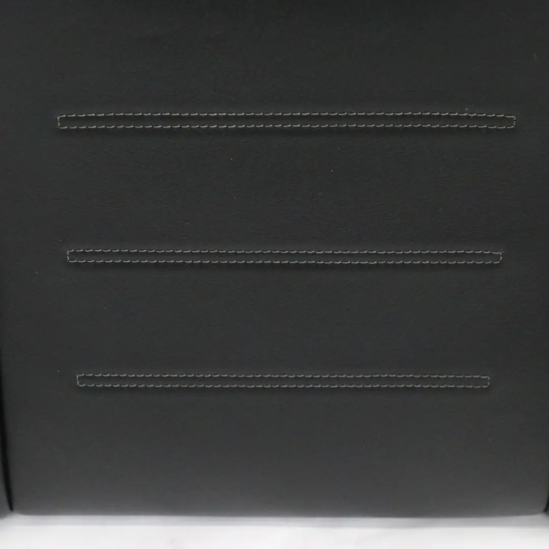 Sitzrückenlehne Hinten Links Rückenlehne Abdeckung Leder AMG für Mercedes CLA C118 mit Teilenummer A1189205100 Mercedes CLA C118 Sitzrückenlehne Hinten Links Rückenlehne Abdeckung Leder AMG - SKU A1189205100 - Teilenummer A1189205100