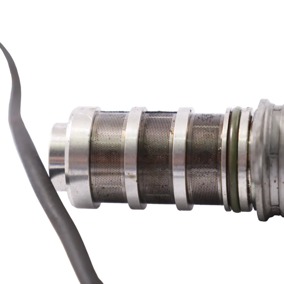 C63 AMG M156 Valvola solenoide regolatore albero camme per Mercedes W204 con numero di parte A1560501465 Mercedes W204 C63 AMG M156 Valvola solenoide regolatore albero camme - SKU A1560501465 - Numero di parte A1560501465