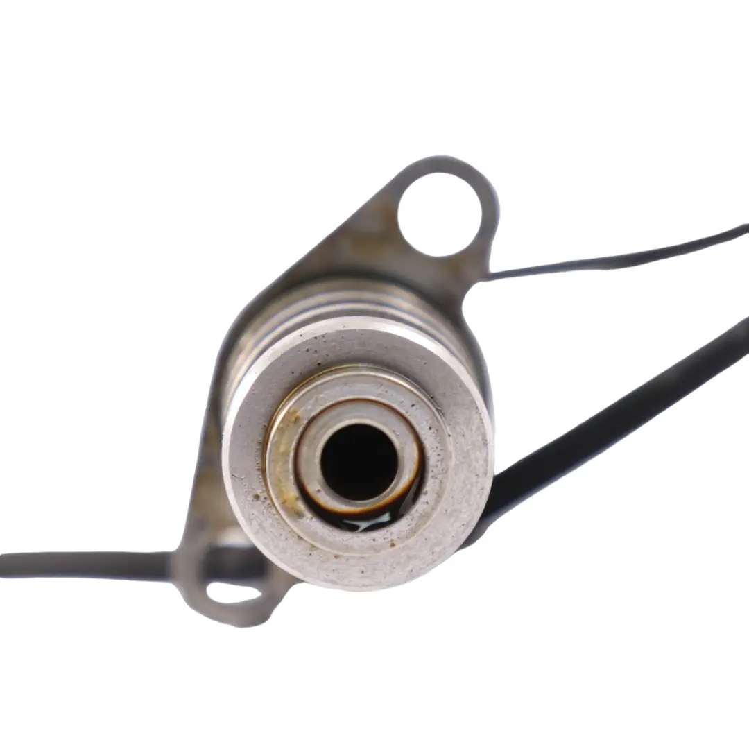 C63 AMG M156 Nockenwellenversteller Magnetventil für Mercedes W204 mit Teilenummer A1560501465 Mercedes W204 C63 AMG M156 Nockenwellenversteller Magnetventil - SKU A1560501465 - Teilenummer A1560501465