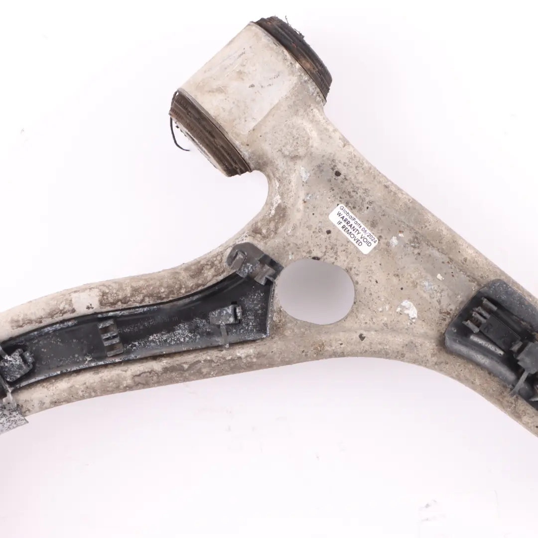 Front Transverse Control Arm Bottom Right O/S to Mercedes GLA X156 with Part number A1563300200 Mercedes GLA X156 Front Transverse Control Arm Bottom Right O/S - SKU A1563300200 - Part number A1563300200