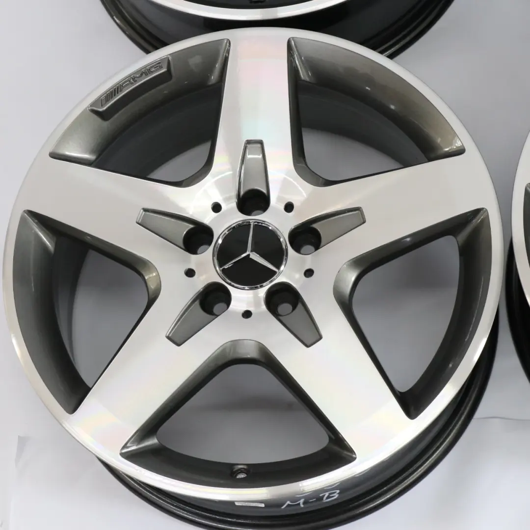 Front Rear Wheel Alloy Rim Set 18" 7J ET:46 5 Spoke to Mercedes X156 with Part number A1564010500 Mercedes X156 Front Rear Wheel Alloy Rim Set 18" 7J ET:46 5 Spoke - SKU A1564010500 - Part number A1564010500