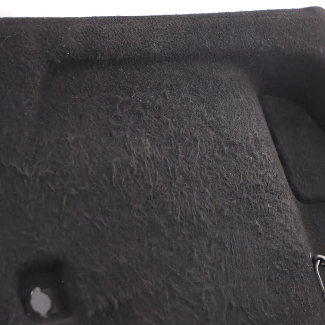 Maletero Tapa Lateral Derecha Negro para Mercedes GLA X156 con número de pieza A1566900641 Mercedes GLA X156 Maletero Tapa Lateral Derecha Negro - SKU A1566900641 - Número de pieza A1566900641