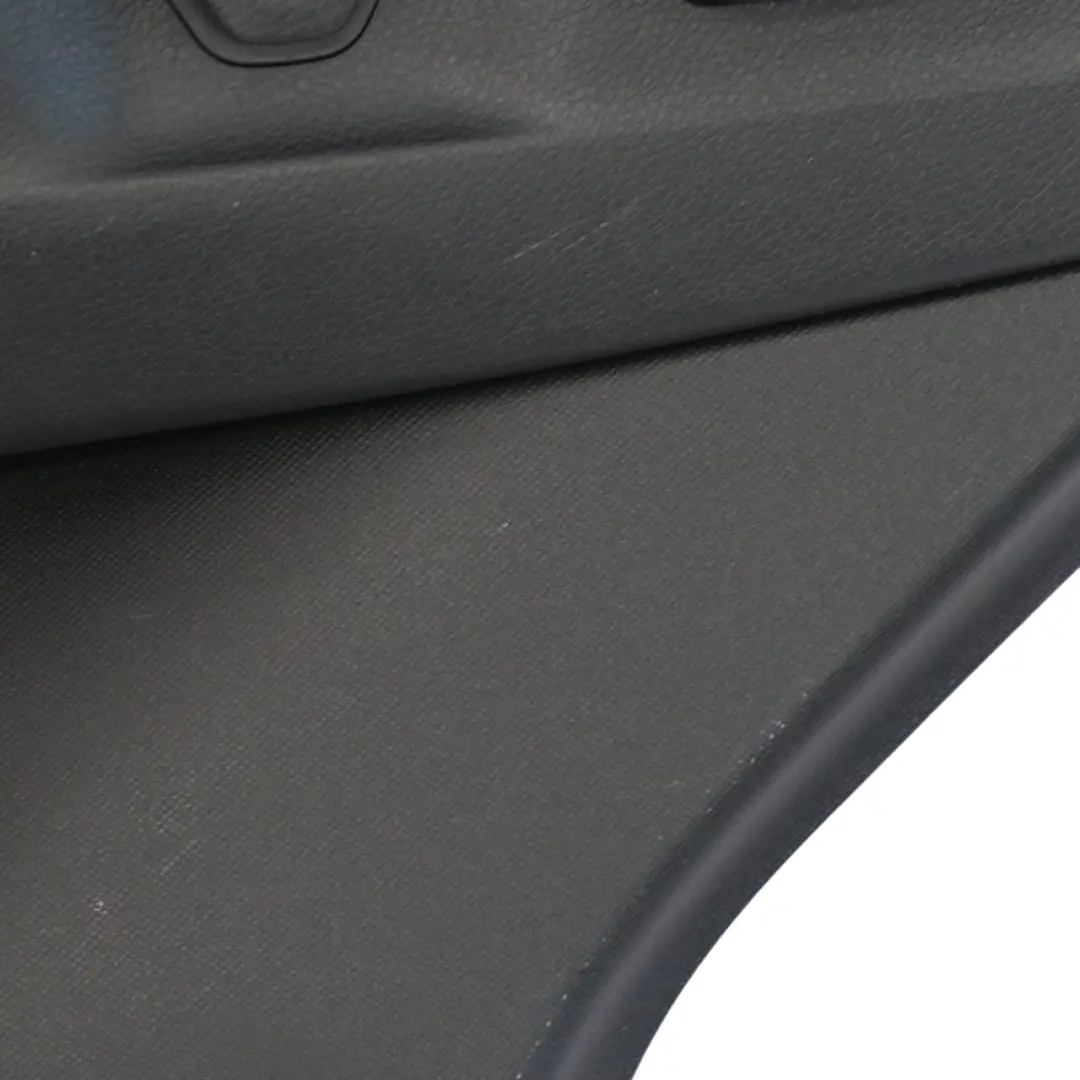 Mercedes GLA X156 C-Garniture montant Cache panneau arrière gauche A1566900925 - SKU A1566904300 - Numéro de pièce A1566904300