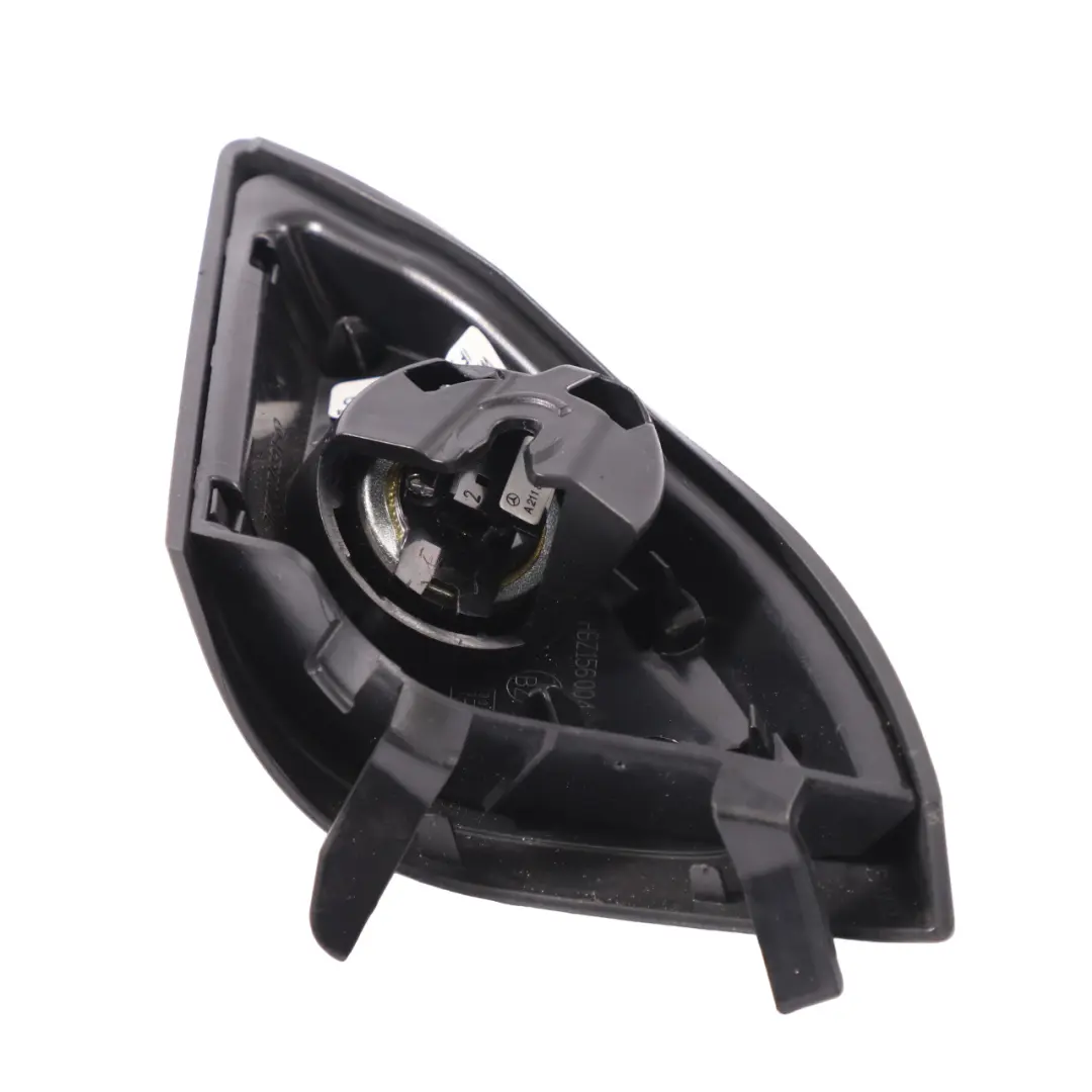 Mercedes X156 Altoparlante anteriore Tweeter Triangolo Porta Destra - SKU A1567200211 - Numero di parte A1567200211
