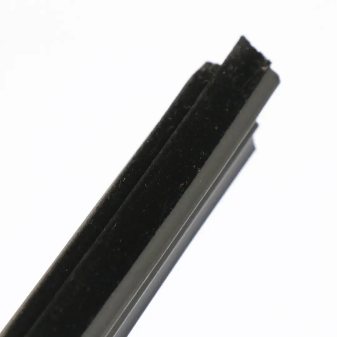 Mercedes X156 Window Strip Trim Door Front Right O/S Moulding Seal - SKU A1567250565 - Part number A1567250565