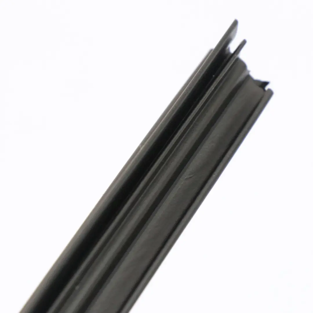Mercedes X156 Window Strip Trim Door Front Right O/S Moulding Seal - SKU A1567250565 - Part number A1567250565