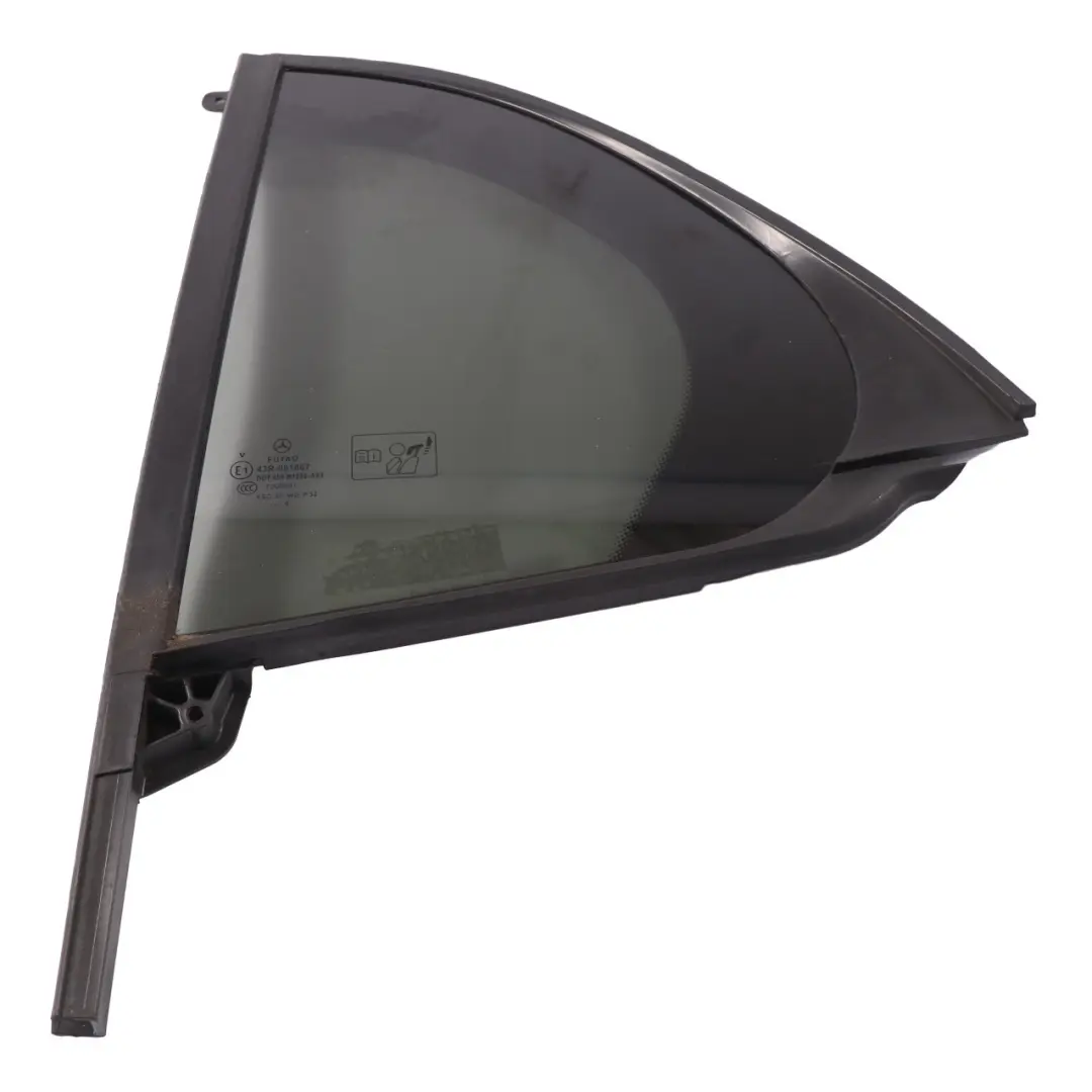 Ventana Vidrio Puerta Trasera Izquierda Lado AS3 para Mercedes GLA X156 con número de pieza A1567300318 Mercedes GLA X156 Ventana Vidrio Puerta Trasera Izquierda Lado AS3 - SKU A1567300318 - Número de pieza A1567300318