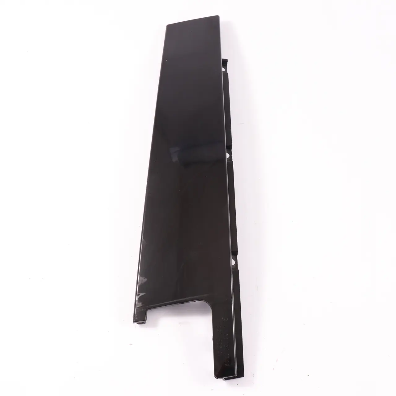 Mercedes GLA X156 Rear B Pillar Outside Trim Door Left N/S Cover A1567320329