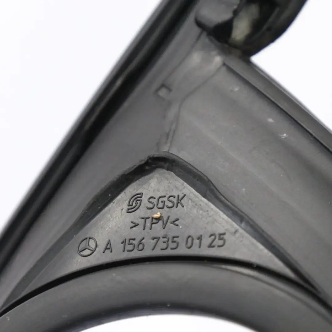 Joint de rail guidage vitre Porte Arrière Gauche pour Mercedes GLA X156 à propos du numéro de pièce A1567350125 Mercedes GLA X156 Joint de rail guidage vitre Porte Arrière Gauche - SKU A1567350125 - Numéro de pièce A1567350125