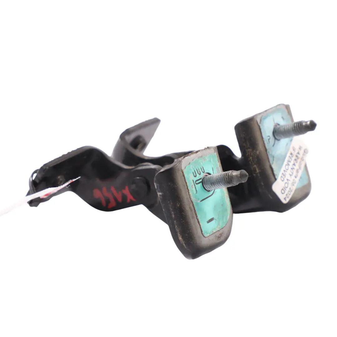 Bisagra de la tapa del maletero derecha Kosmos Black 191 para Mercedes CLA X156 C117 con número de pieza A1567400237 Mercedes CLA X156 C117 Bisagra de la tapa del maletero derecha Kosmos Black 191 - SKU A1567400237-KB - Número de pieza A1567400237