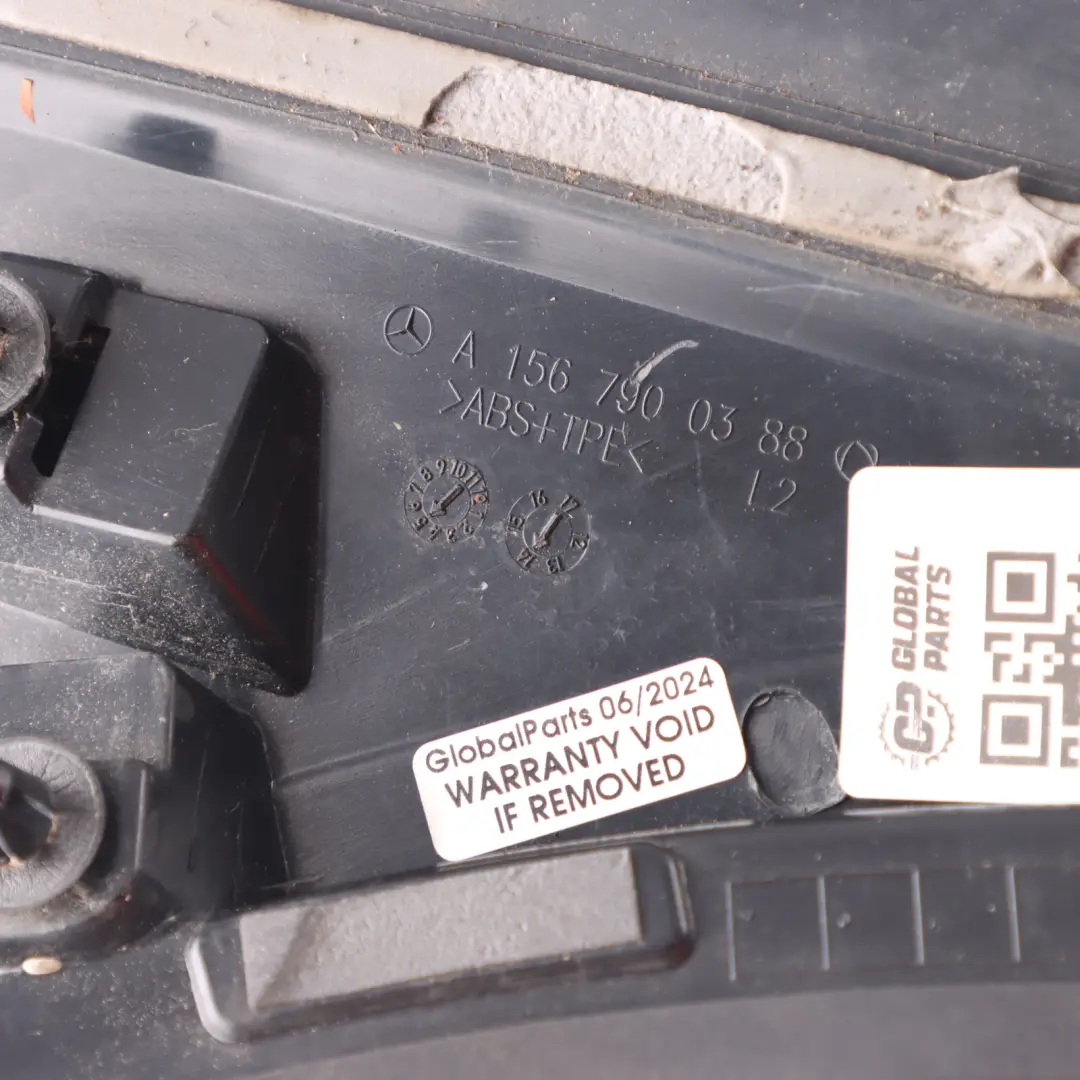Mercedes X156 Posteriore sinistro Portellone posteriore Rivestimento - SKU A1567900388 - Numero di parte A1567900388
