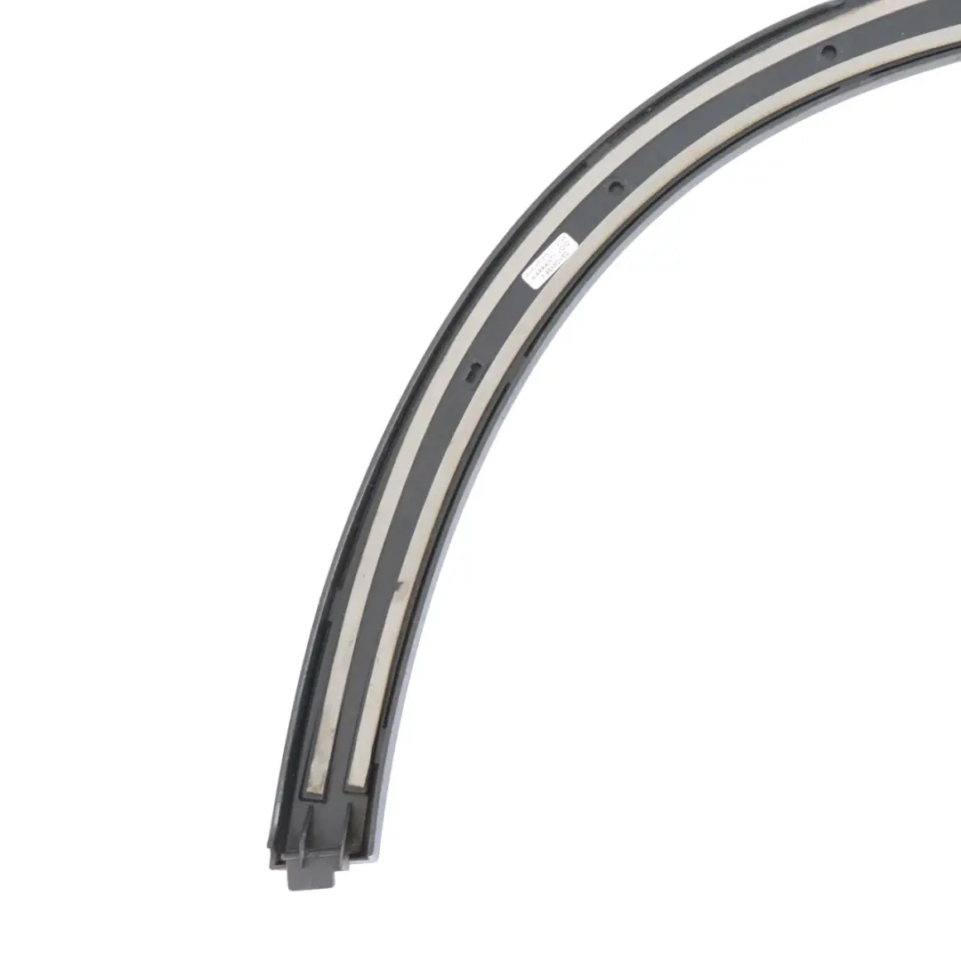 Mercedes GLA X156 Aile de passage de roue arrière droite - SKU A1568851200-1 - Numéro de pièce A1568851200