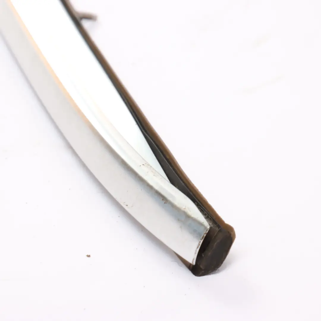 Dachreling Leiste Rechts Relingleiste Zierleiste Chrom für Mercedes X156 mit Teilenummer A1568900493 Mercedes X156 Dachreling Leiste Rechts Relingleiste Zierleiste Chrom - SKU A1568900493 - Teilenummer A1568900493