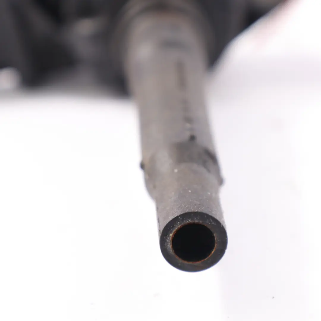 M156 C63 AMG Moteur essence Bobine d'allumage pour Mercedes W204 à propos du numéro de pièce A1569060500 Mercedes W204 M156 C63 AMG Moteur essence Bobine d'allumage - SKU A1569060500 - Numéro de pièce A1569060500