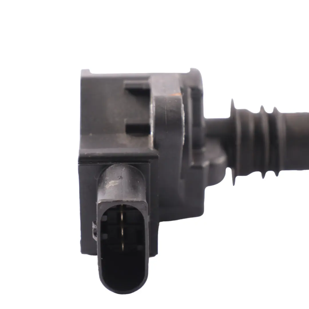 M156 C63 AMG Benzinmotor Zündspule für Mercedes W204 mit Teilenummer A1569060500 Mercedes W204 M156 C63 AMG Benzinmotor Zündspule - SKU A1569060500 - Teilenummer A1569060500
