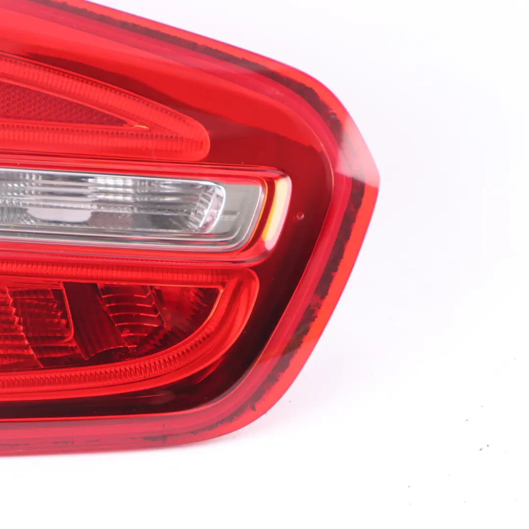 Fanale Bagagliaio Portelone Posteriore Destro Sinistro per Mercedes X156 con numero di parte A1569061158 Mercedes X156 Fanale Bagagliaio Portelone Posteriore Destro Sinistro - SKU A1569061158 - Numero di parte A1569061158
