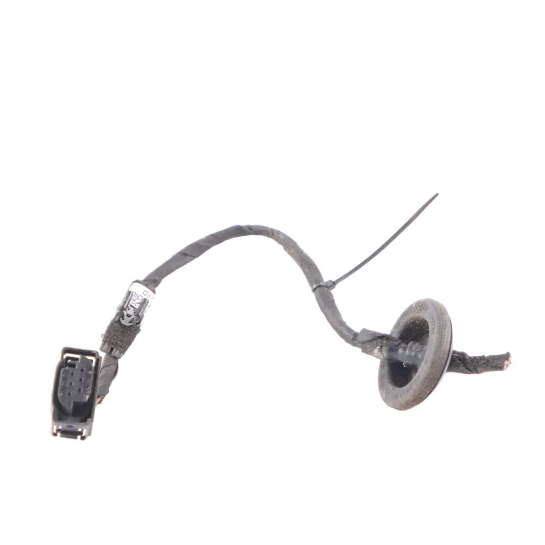 Lamp Wiring Plug Trunk Tailgate Light Right O/S A1569061158 to Mercedes X156 Rear with Part number A1569062058 Mercedes X156 Rear Lamp Wiring Plug Trunk Tailgate Light Right O/S A1569061158 - SKU A1569062058-2 - Part number A1569062058