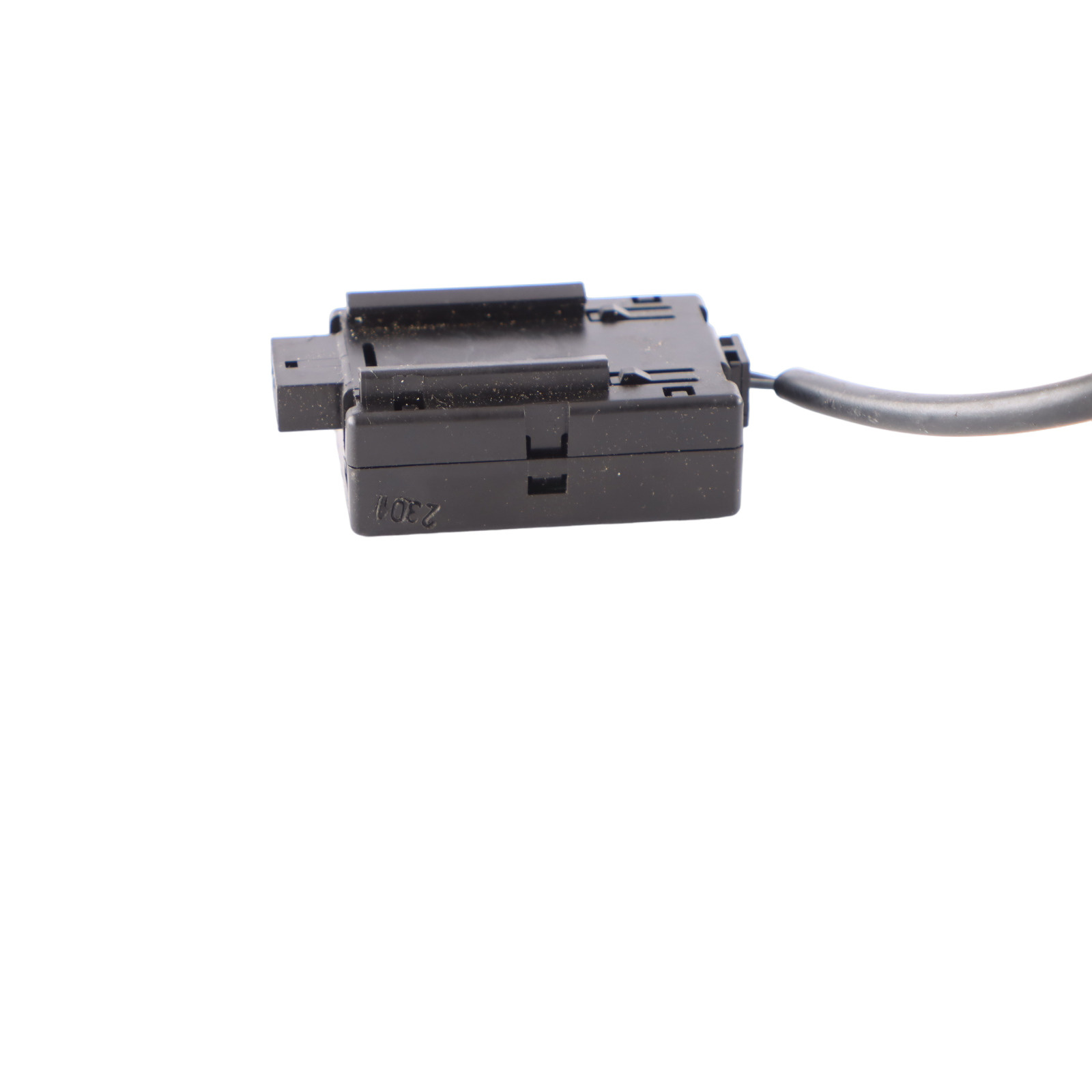 thumbnail image 2 of Mercedes W163 ML-Class [1998-2005] Key Transponder Immobilizer – OEM A1635454032 2 of 6