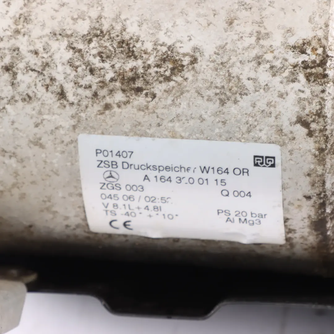 Self Leveling Air Suspension Pressure Tank Reservoir to Mercedes W164 with Part number A1643200115 Mercedes W164 Self Leveling Air Suspension Pressure Tank Reservoir - SKU A1643200115 - Part number A1643200115
