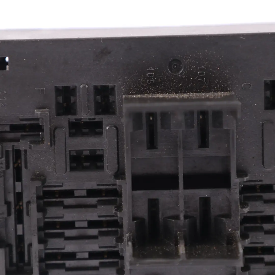 Scatola dei fusibili Modulo relè Unità controllo per Mercedes W164 W251 con numero di parte A1645403572 Mercedes W164 W251 Scatola dei fusibili Modulo relè Unità controllo - SKU A1645403572-1 - Numero di parte A1645403572