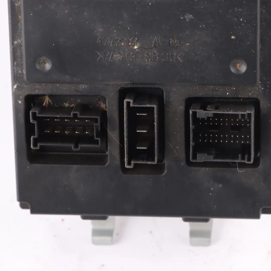 Front Fuse Box Relay Control Unit SAM Module to Mercedes W164 with Part number A1645407562 Mercedes W164 Front Fuse Box Relay Control Unit SAM Module - SKU A1645407562 - Part number A1645407562