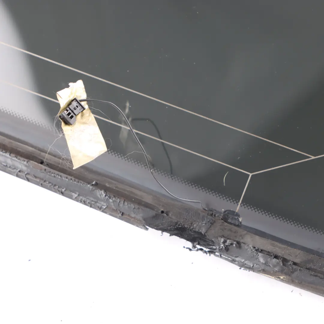 Side Window Rear Right O/S Fixed AS3 ESG to Mercedes ML W164 with Part number A1646701011 Mercedes ML W164 Side Window Rear Right O/S Fixed AS3 ESG - SKU A1646701011 - Part number A1646701011