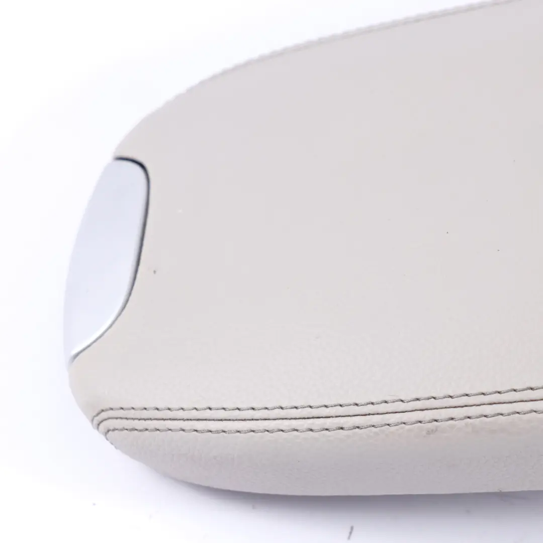 Podłokietnik Konsoli Skóra Nappa Szara do Mercedes ML W164 o numerze A1646801219 Mercedes ML W164 Podłokietnik Konsoli Skóra Nappa Szara - SKU A1646801219-1 - Numer Części A1646801219