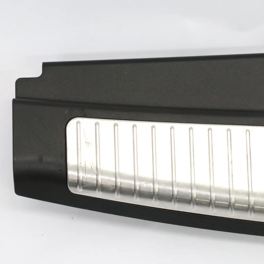 Maletero Carga Borde Embellecedor Cubremaletero Negro para Mercedes W164 con número de pieza A1646900987 Mercedes W164 Maletero Carga Borde Embellecedor Cubremaletero Negro - SKU A1646900987-2 - Número de pieza A1646900987