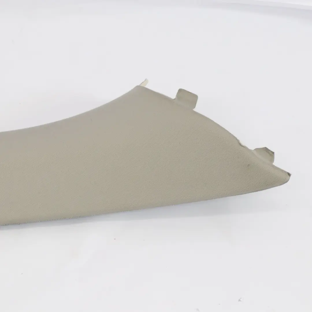 Cache garniture supérieure montant droit Gris alpaga pour Mercedes W164 à propos du numéro de pièce A1646901226 Mercedes W164 Cache garniture supérieure montant droit Gris alpaga - SKU A1646901226 - Numéro de pièce A1646901226