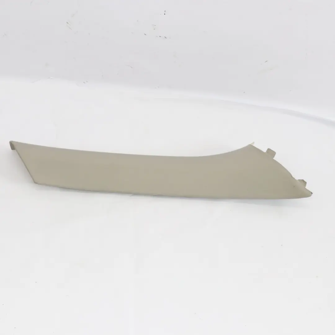 Mercedes W164 Cache garniture supérieure montant droit Gris alpaga - SKU A1646901226 - Numéro de pièce A1646901226